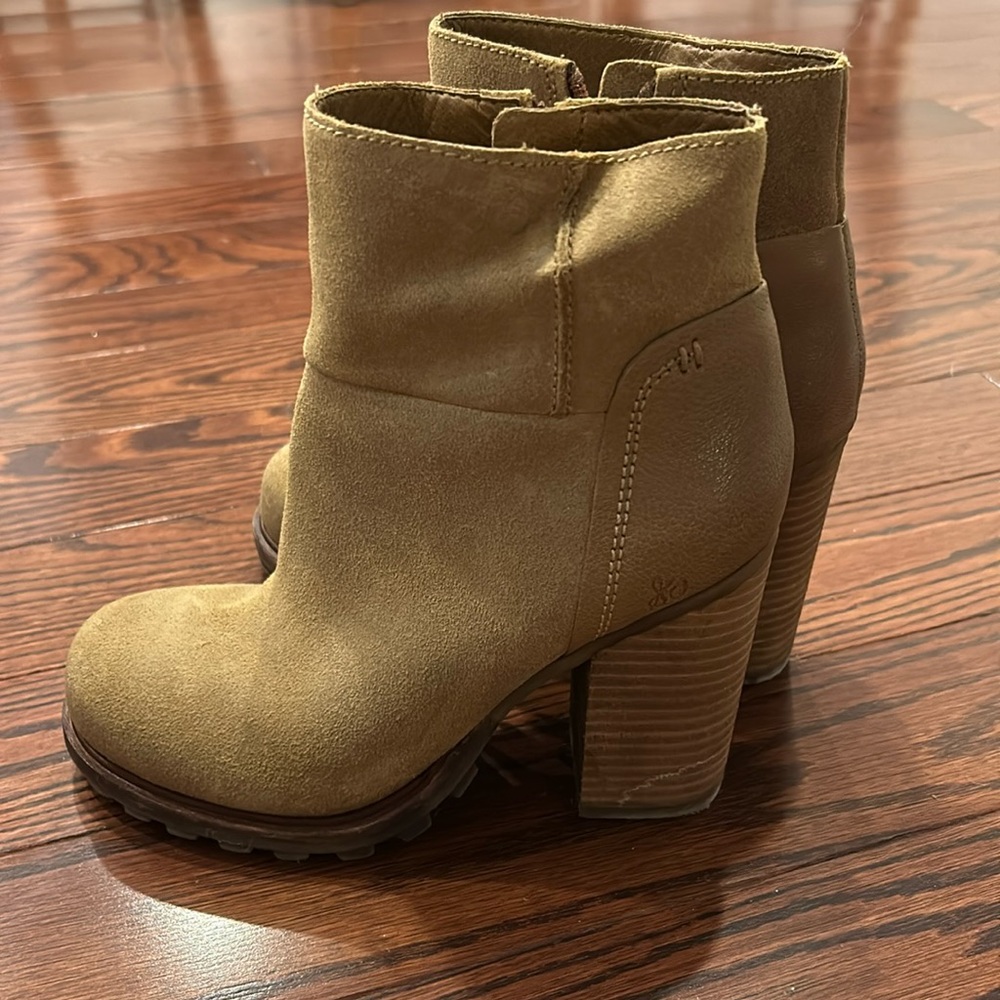 Sam Edelman Tan Suede Leather Booties